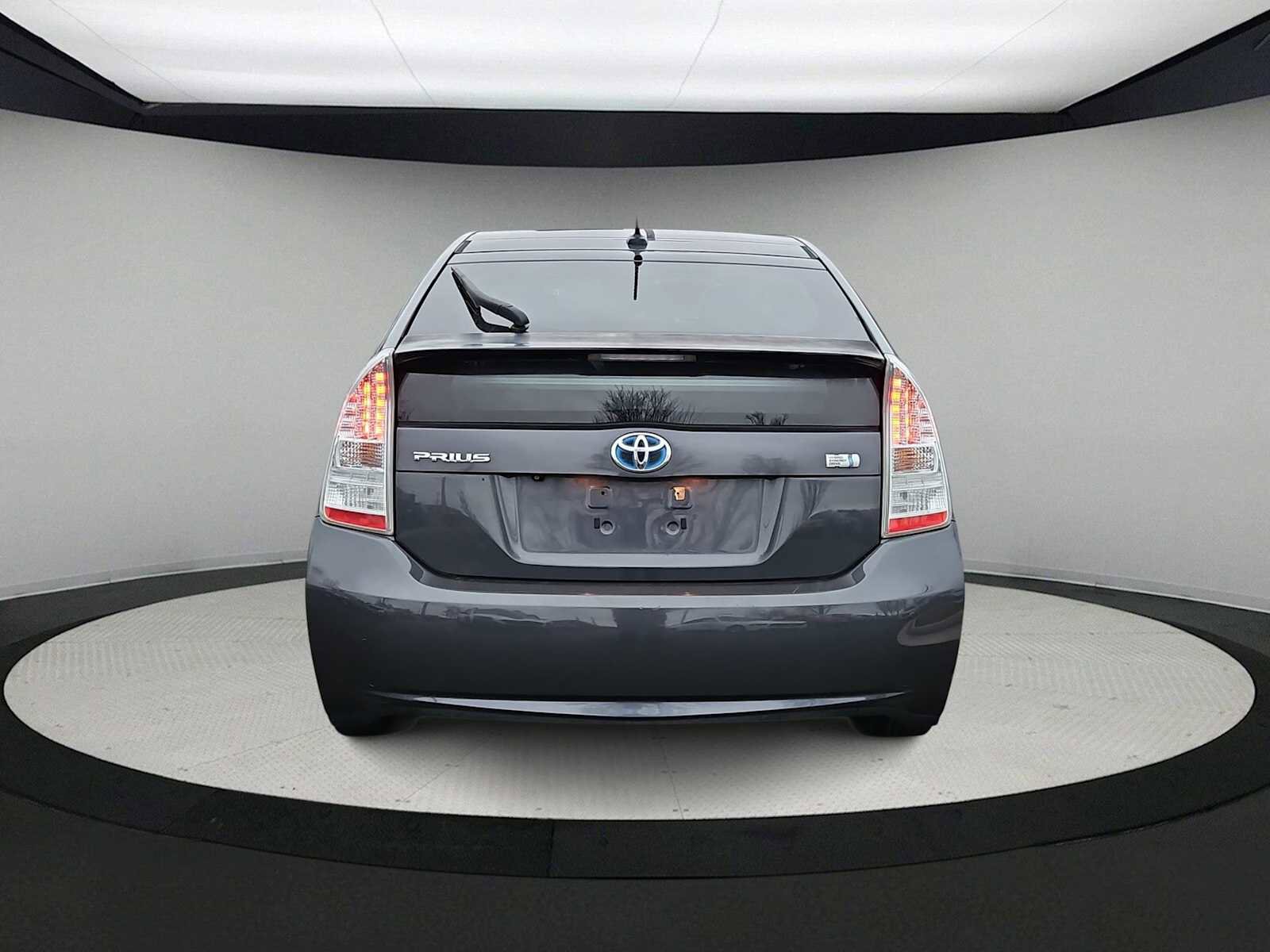 Used 2010 Toyota Prius Five image 7