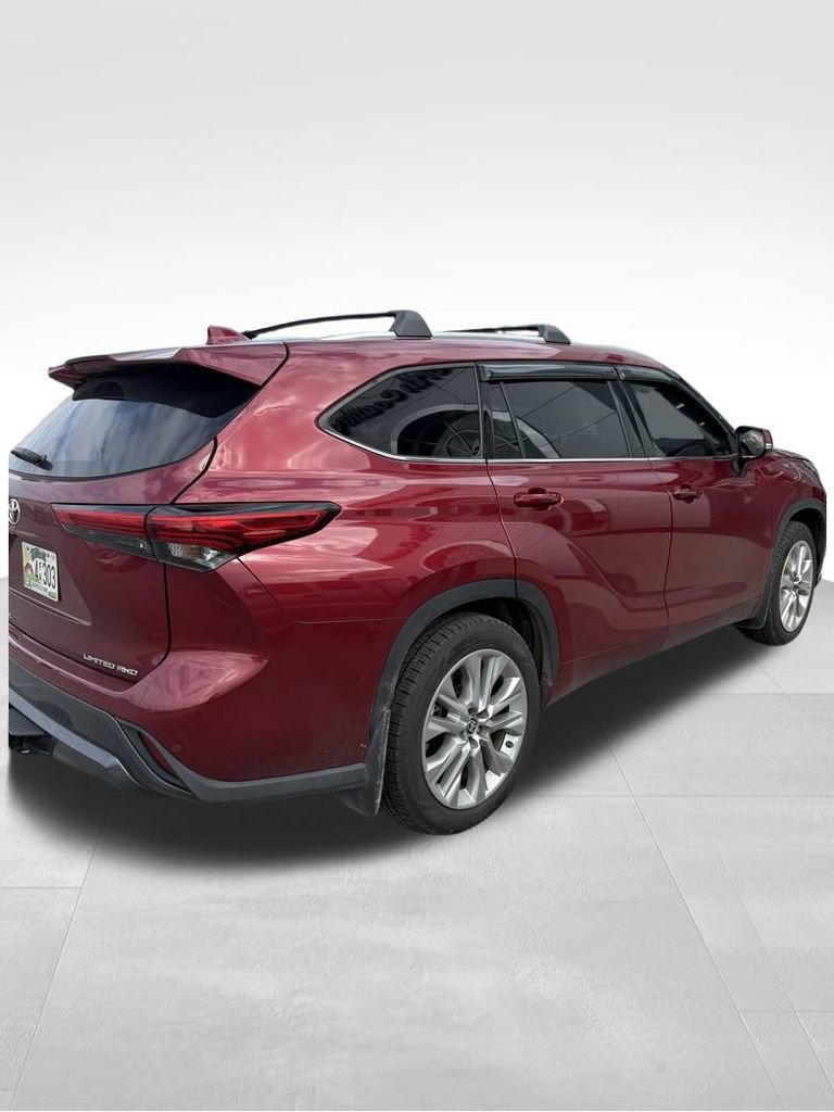 Used 2021 Toyota Highlander Limited image 41