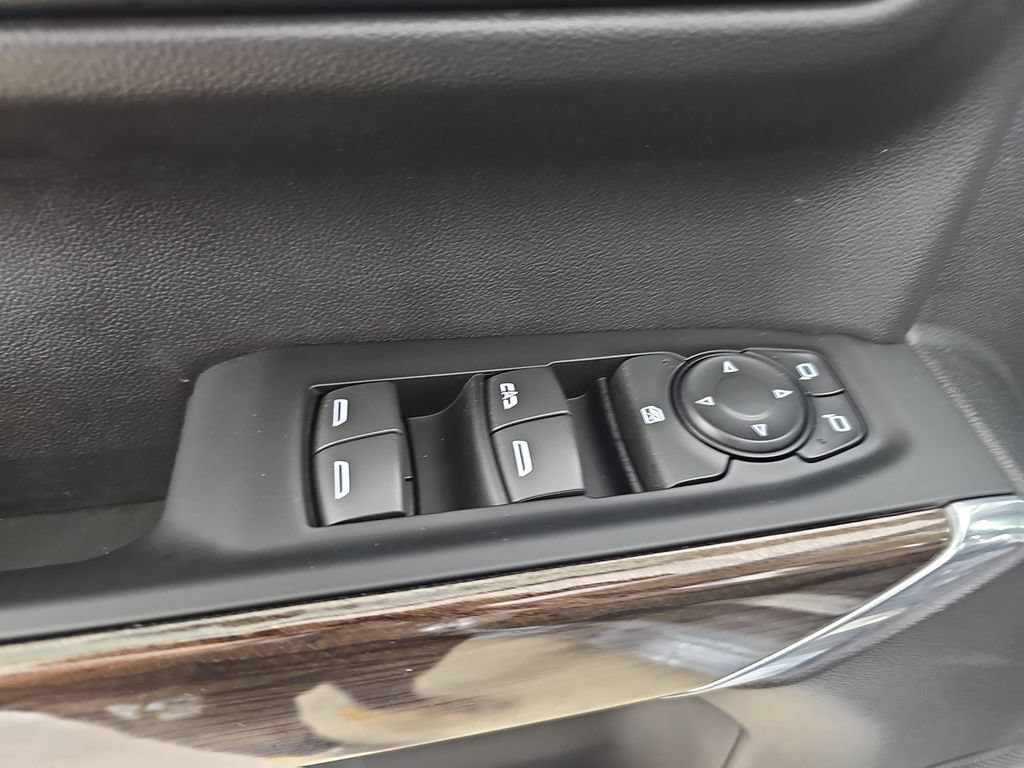 Certified 2022 Chevrolet Silverado 1500 LT AWD/4WD image 32