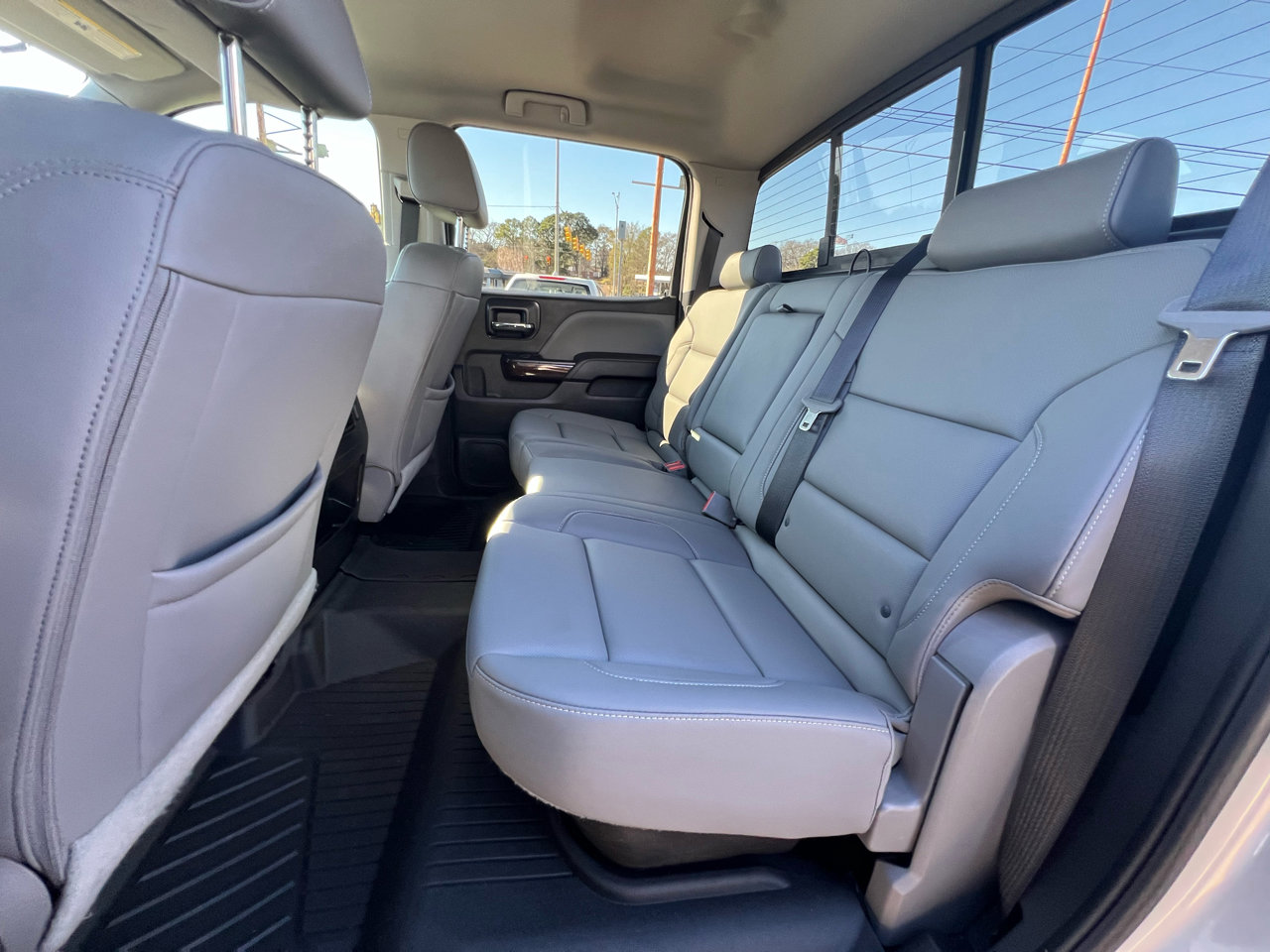 Used 2018 GMC Sierra 1500 SLT image 29