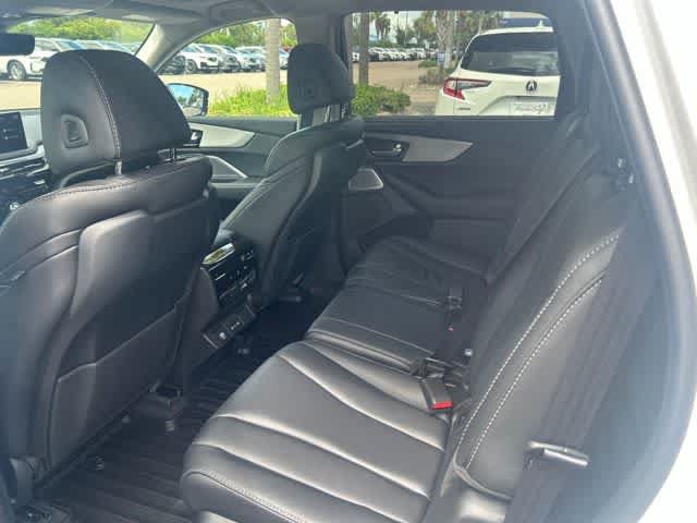 Used 2026 Acura MDX w/ Technology Package FWD image 16