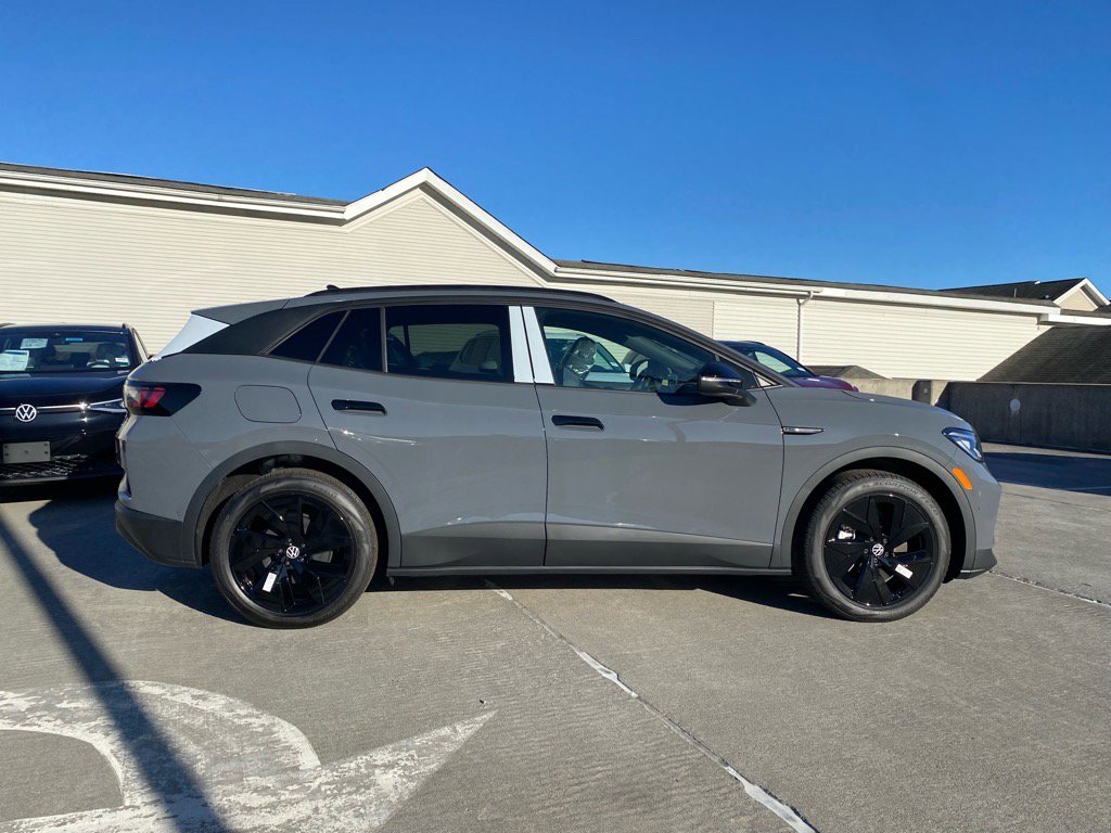 New 2025 Volkswagen ID.4 Pro S image 2