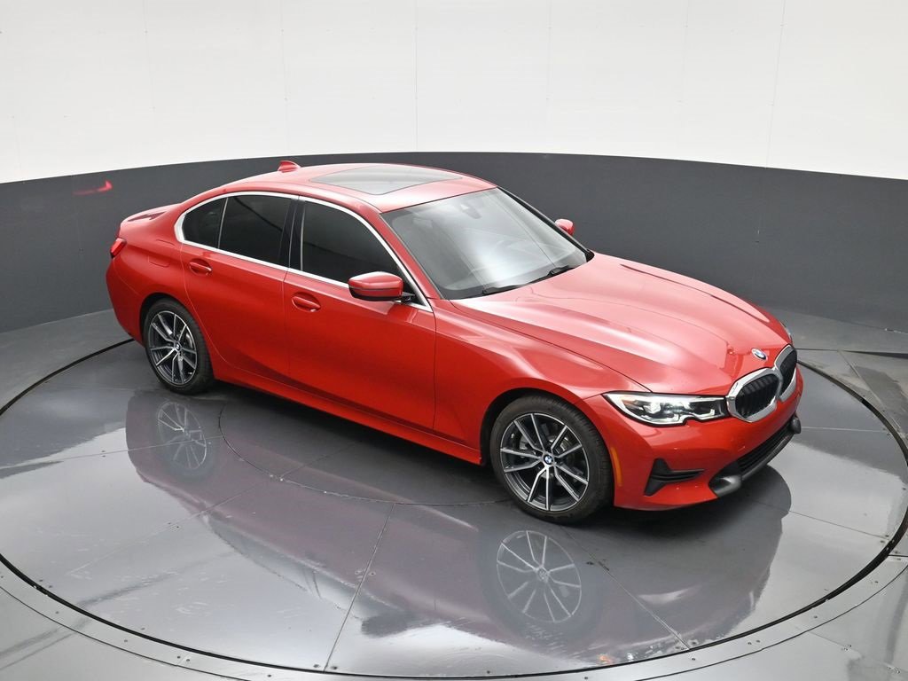 Used 2022 BMW 330i Sedan w/ Premium Package image 26