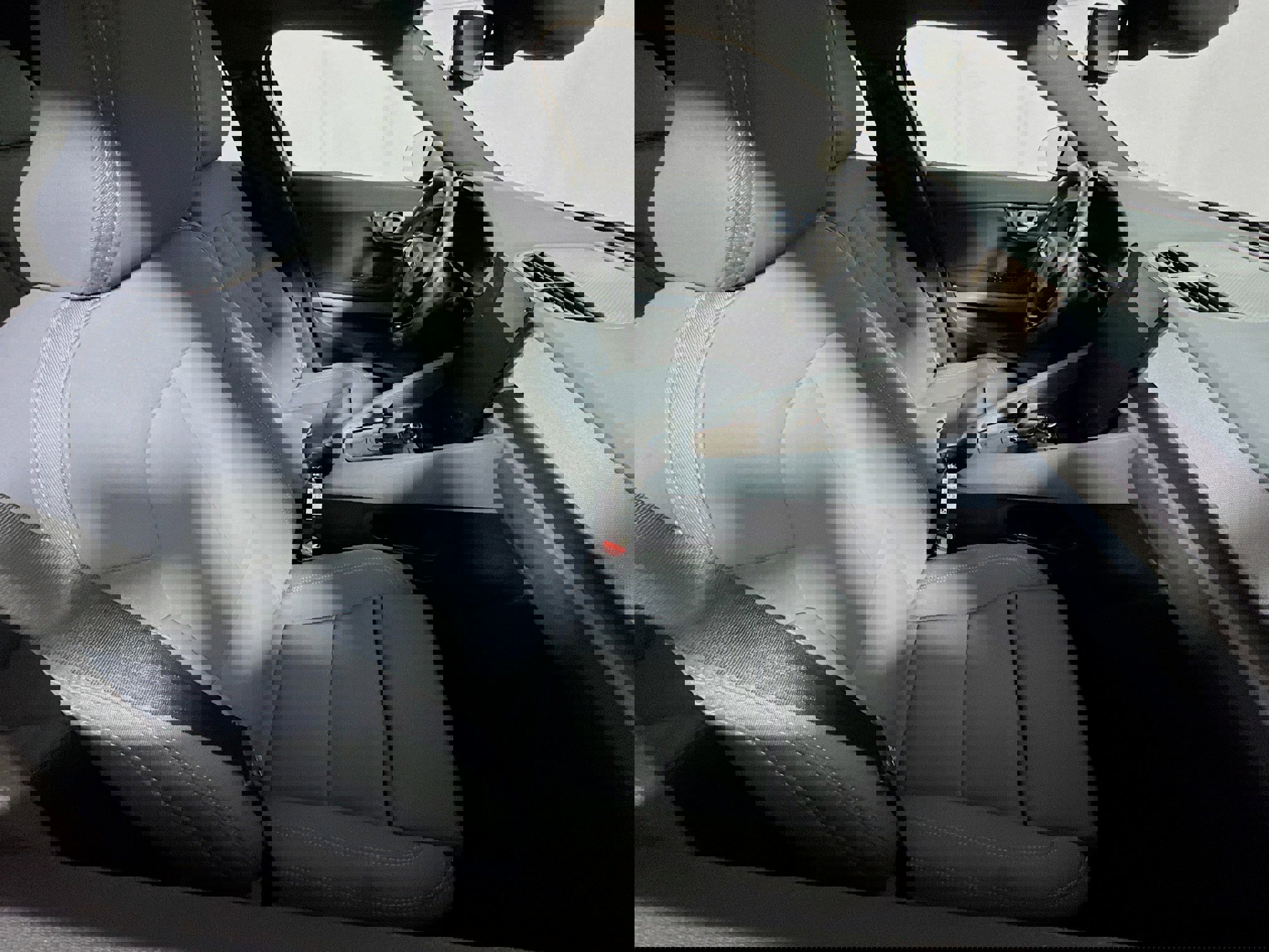 Used 2024 Polestar Polestar 2 image 25