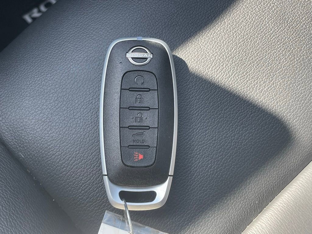 Used 2023 Nissan Rogue SL AWD/4WD image 33