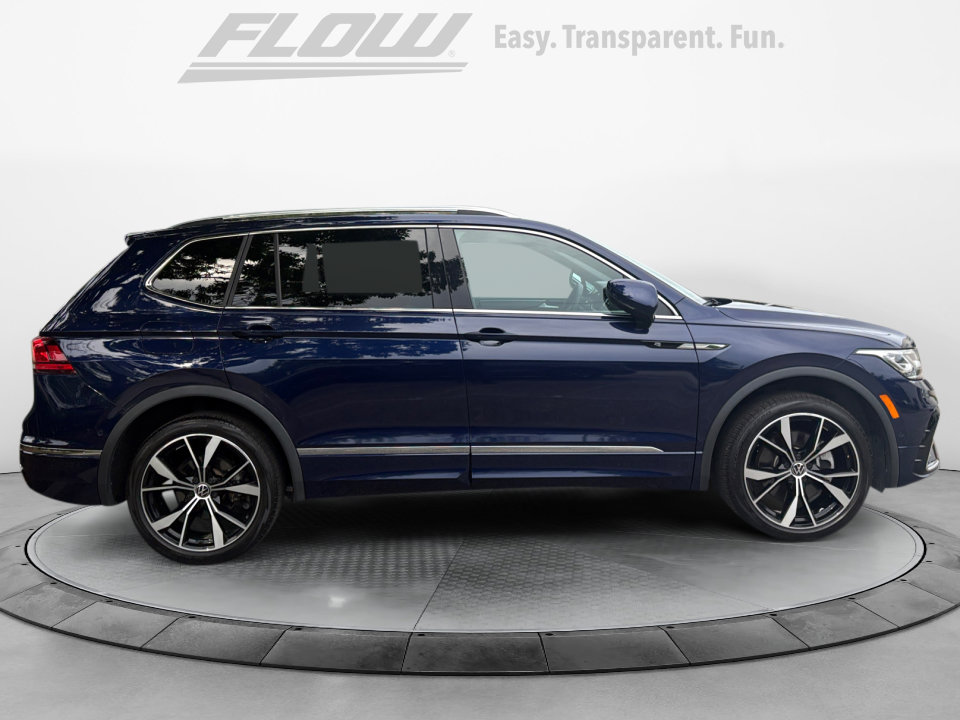 Certified 2022 Volkswagen Tiguan SEL R-Line AWD/4WD image 8