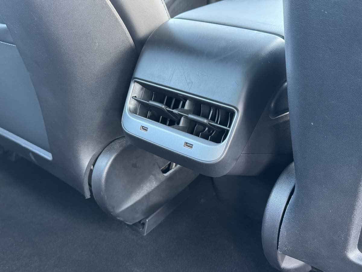 Used 2018 Tesla Model 3 image 21