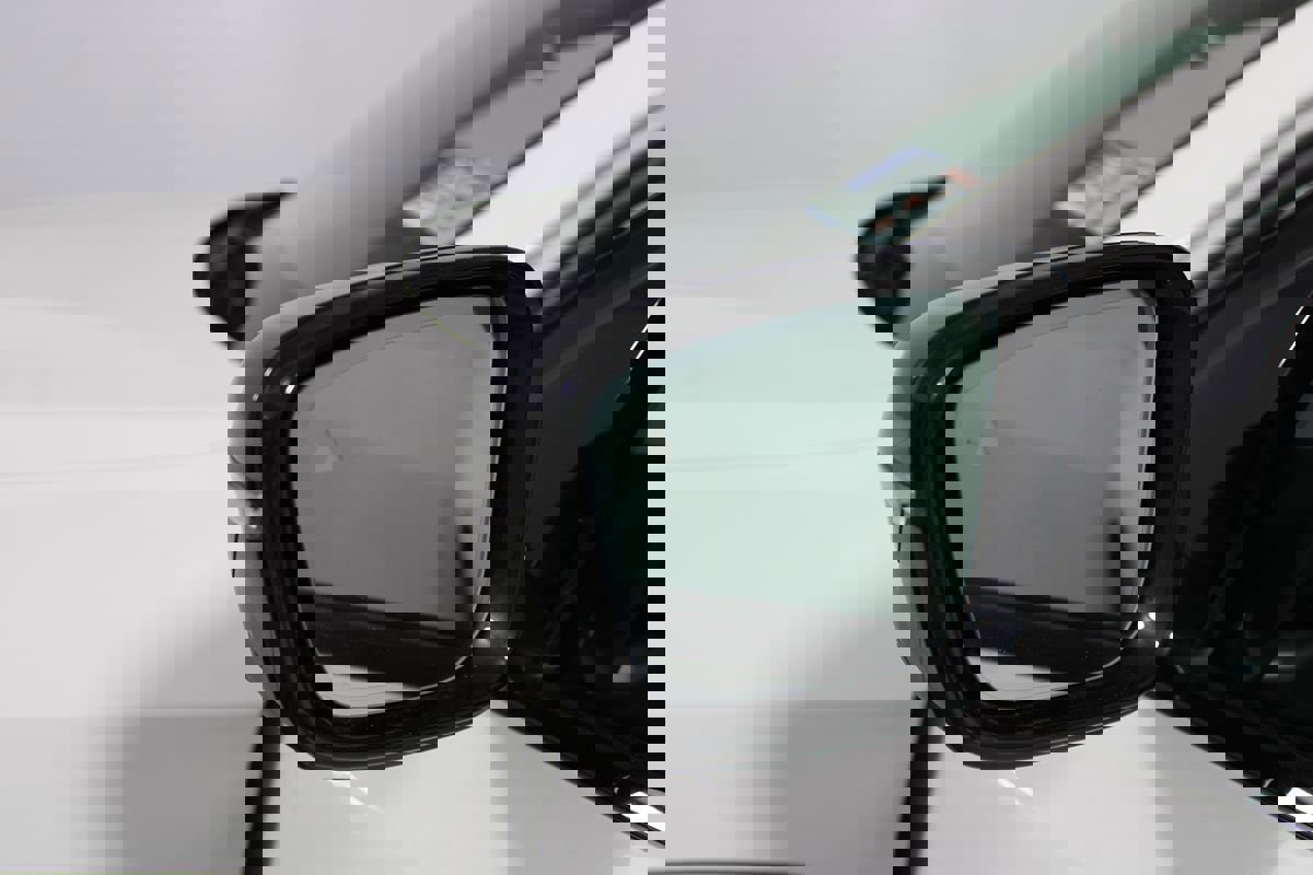 Used 2023 BMW 330e w/ M Sport Package image 38