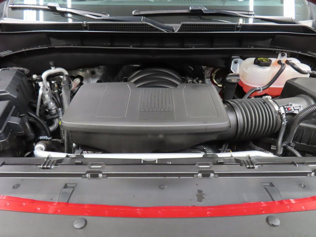 Used 2024 GMC Yukon XL Denali image 30