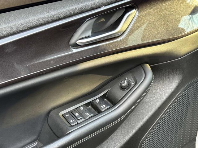 Used 2023 Jeep Grand Cherokee L Laredo image 18