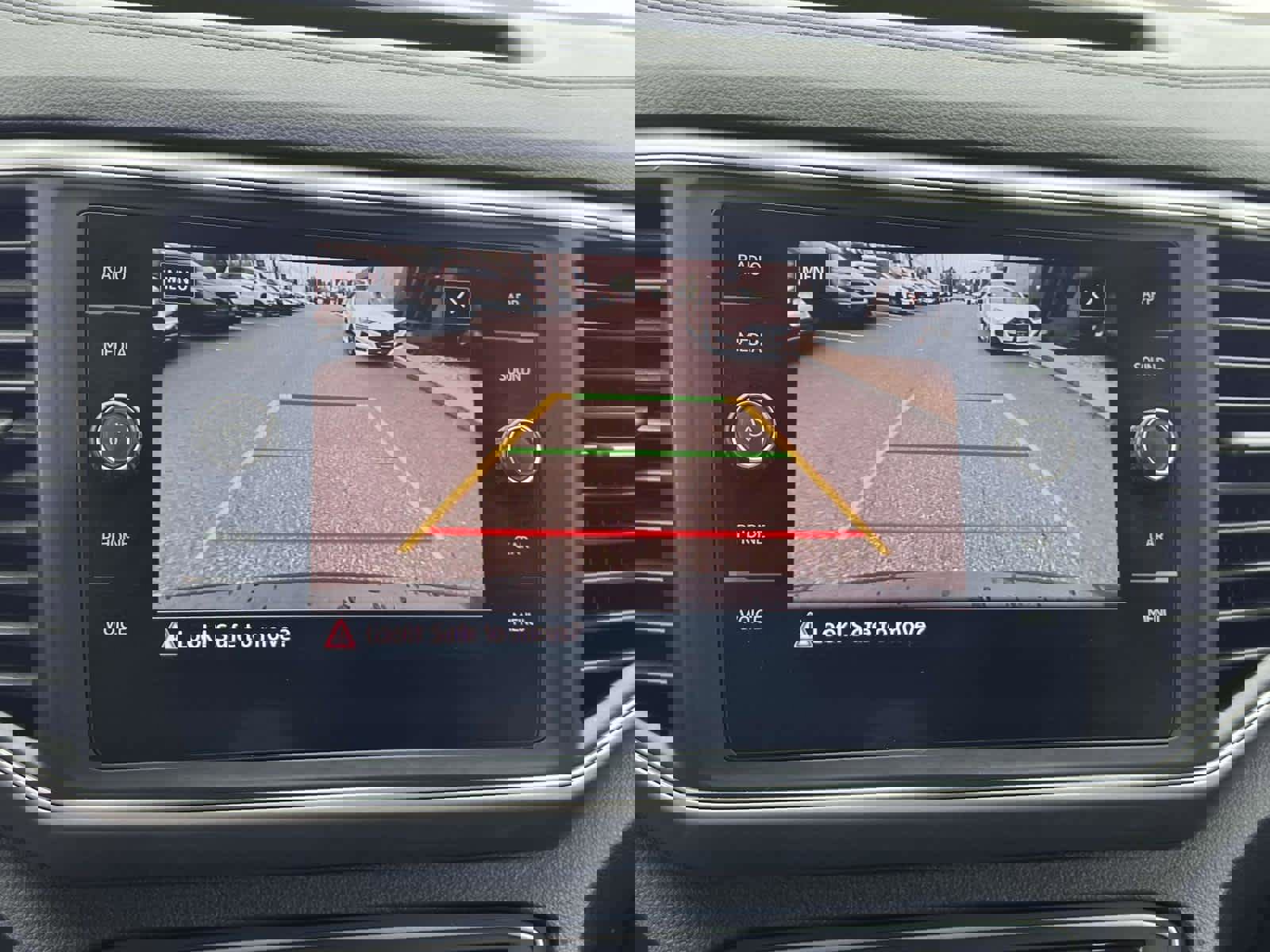 Used 2019 Volkswagen Atlas SE w/ Panoramic Sunroof Package image 28