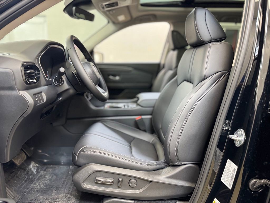 New 2026 Honda Pilot Touring image 12