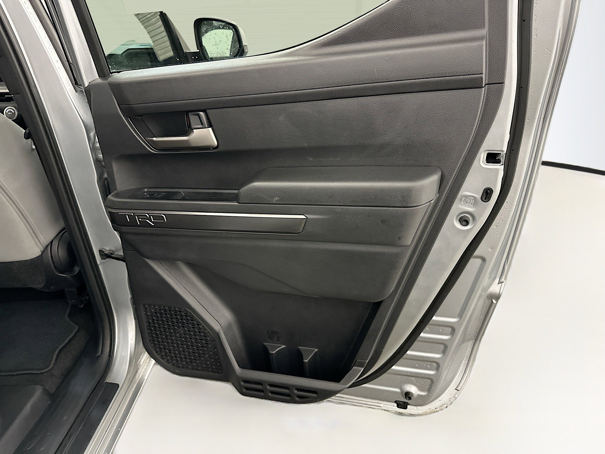 Used 2025 Toyota Tacoma TRD Off-Road image 31