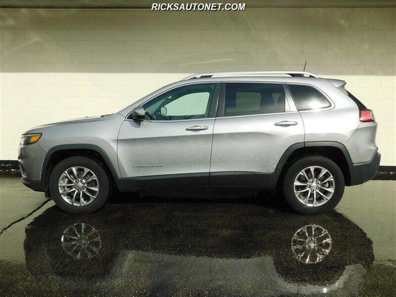 Used 2021 Jeep Cherokee Latitude Lux image 17