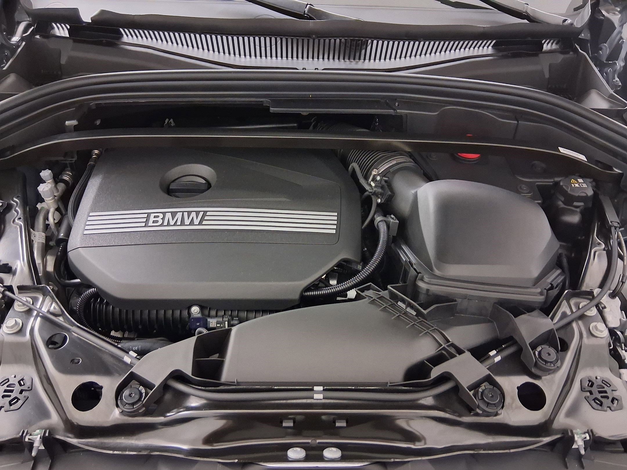 New 2026 BMW X2 xDrive28i w/ Convenience Package image 30