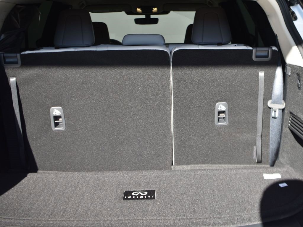 New 2026 INFINITI QX60 Luxe w/ Cargo Package image 16