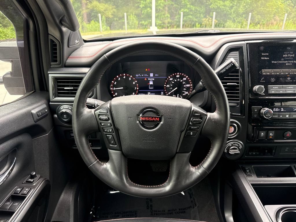 Used 2021 Nissan Titan PRO-4X w/ Pro-4x Convenience Package AWD/4WD image 19