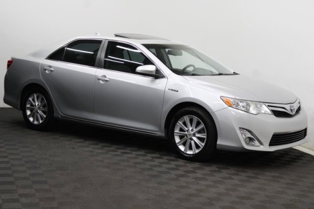 Used 2012 Toyota Camry XLE w/ Leather Pkg image 1