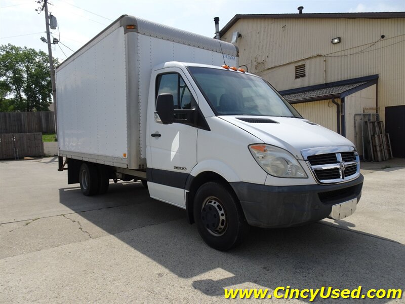 Used 2007 Dodge Sprinter 3500 RWD image 5