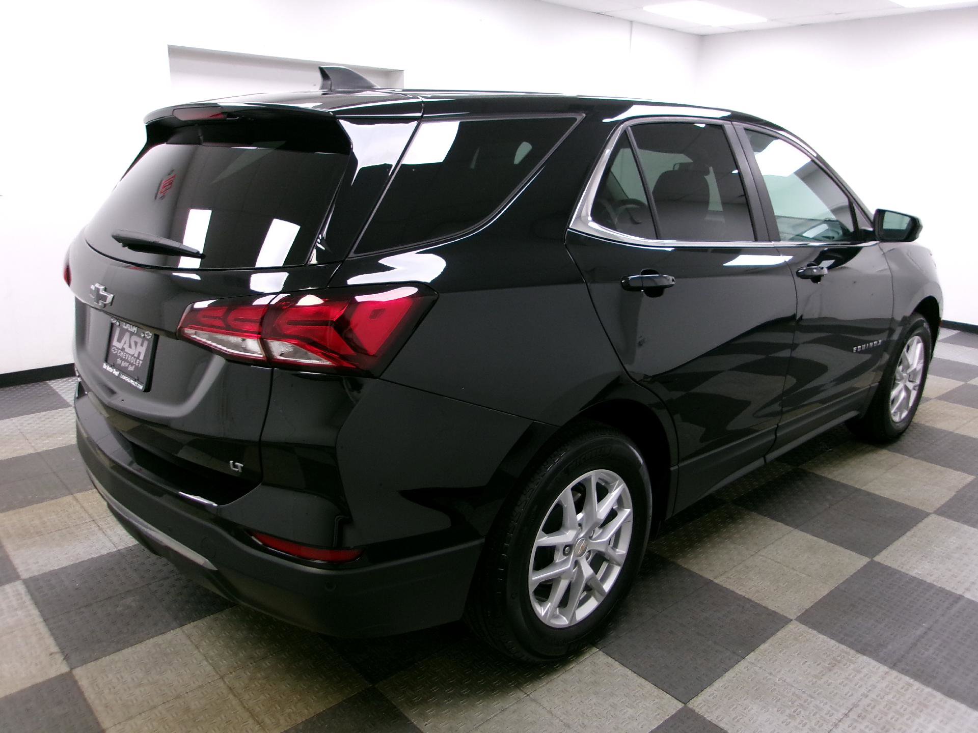 Certified 2023 Chevrolet Equinox LT FWD image 13