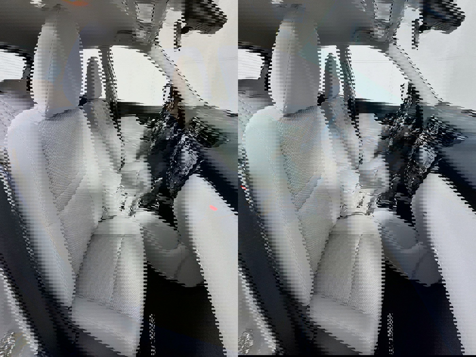 Used 2022 Nissan Rogue Sport SV image 27