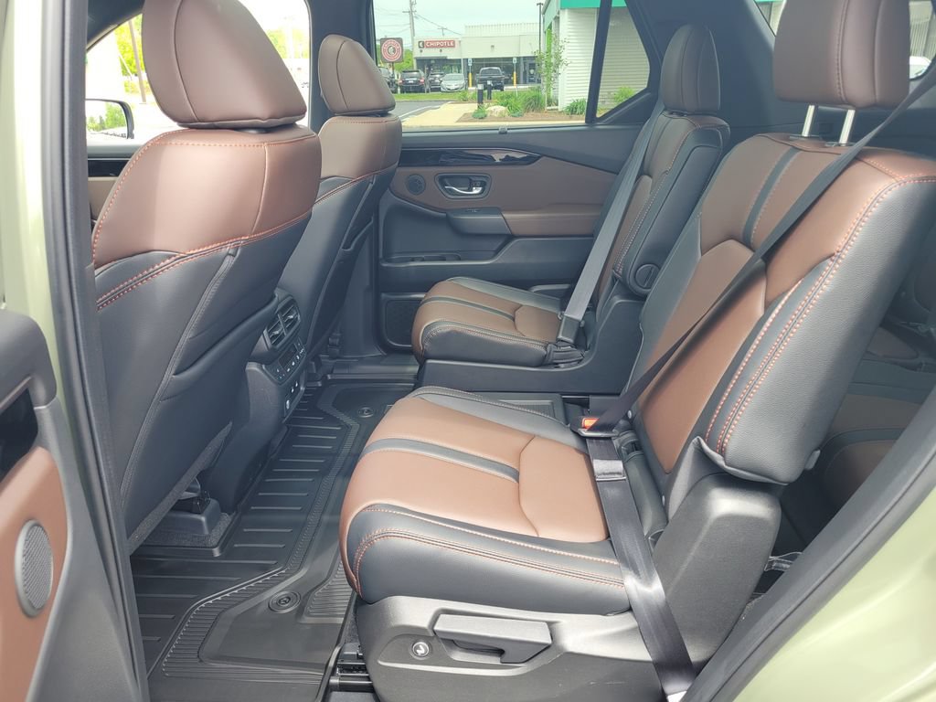 New 2026 Honda Pilot TrailSport image 32