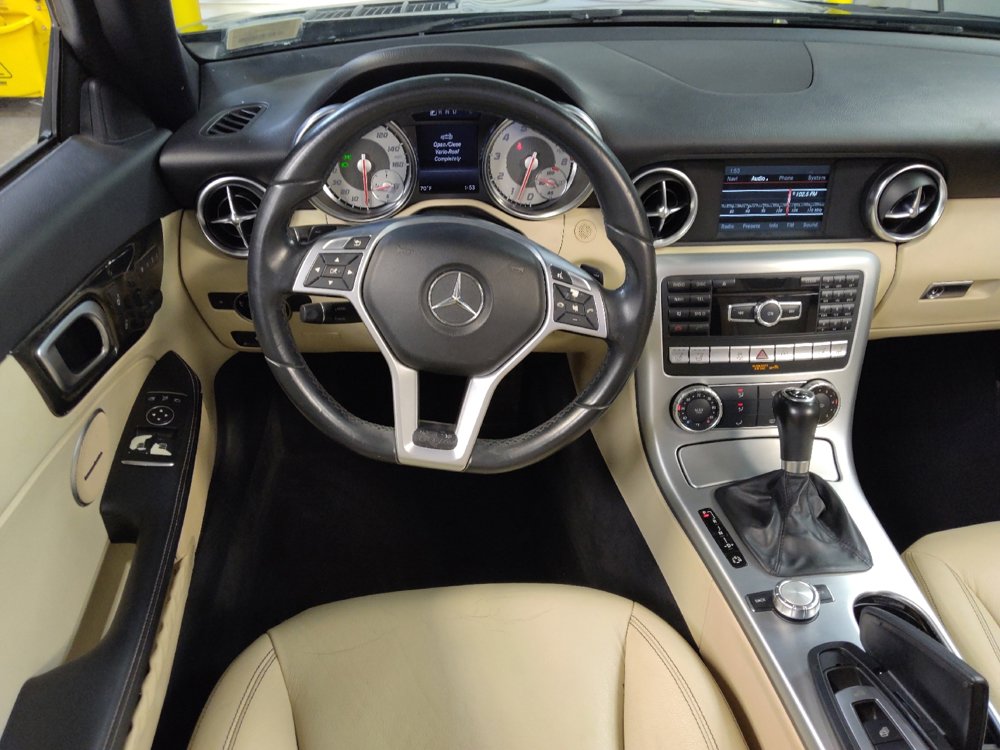 Used 2016 Mercedes-Benz SLK 350 image 22