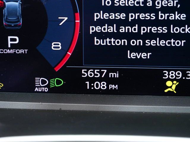 Certified 2025 Audi Q3 2.0T Premium Plus w/ Premium Plus Package AWD/4WD image 12