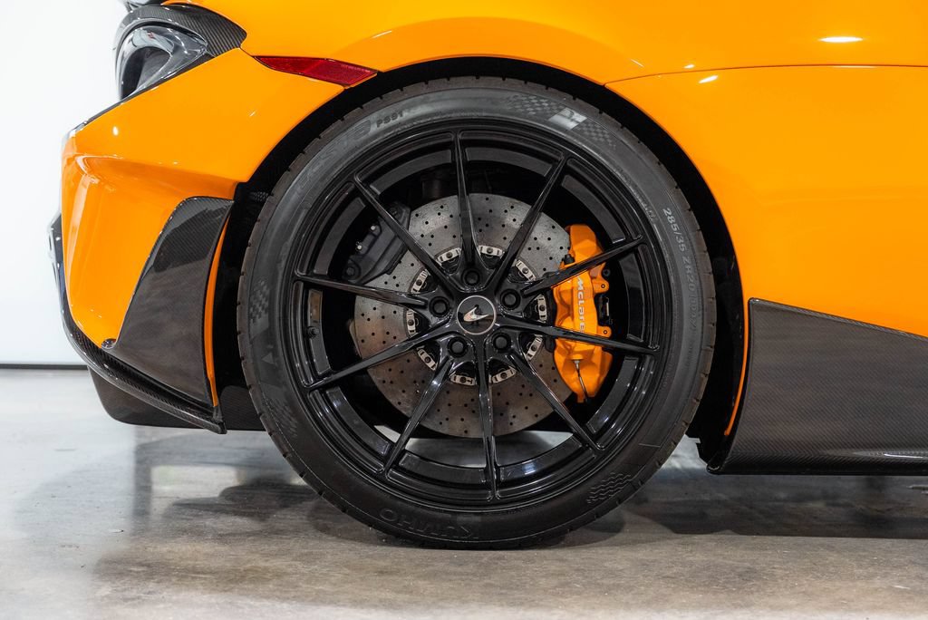 Used 2019 McLaren 600LT RWD image 90