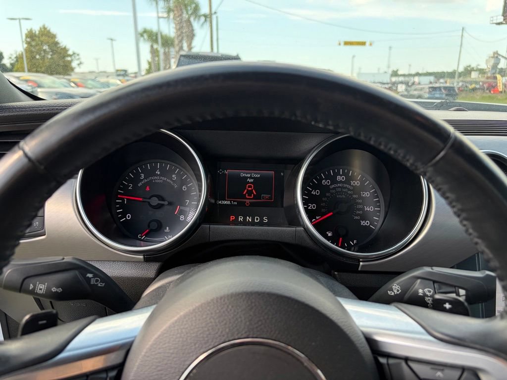 Used 2022 Ford Mustang GT Premium RWD image 17