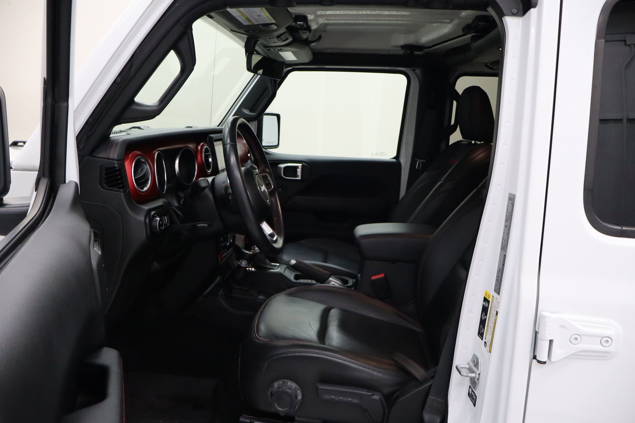 Used 2022 Jeep Gladiator Rubicon w/ Trailer Tow Package image 25