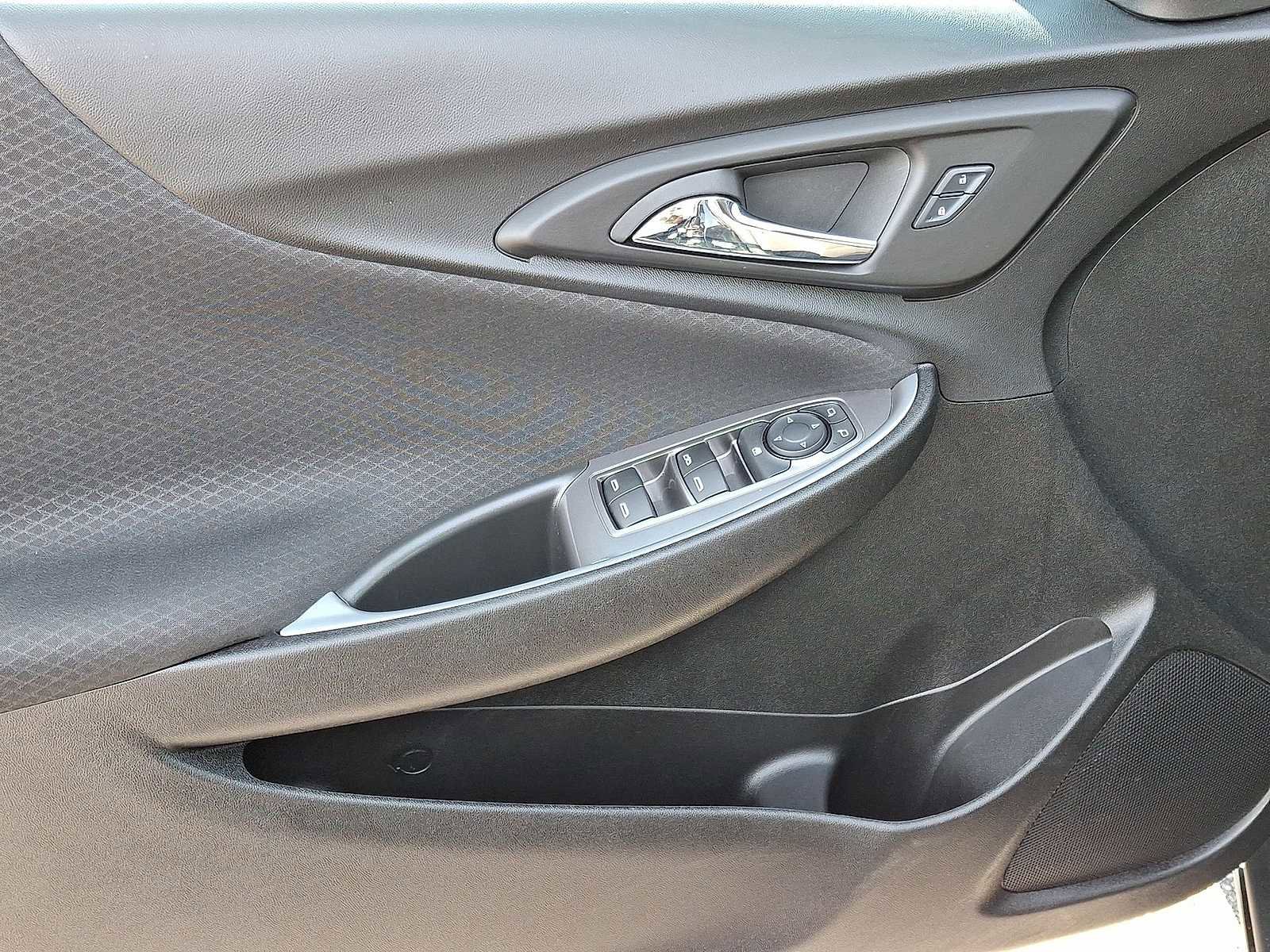 Used 2024 Chevrolet Malibu LT image 27