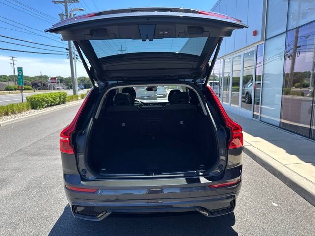 Certified 2025 Volvo XC60 B5 Plus AWD/4WD image 10