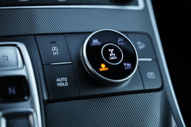 Used 2023 Hyundai Santa Fe SE image 38