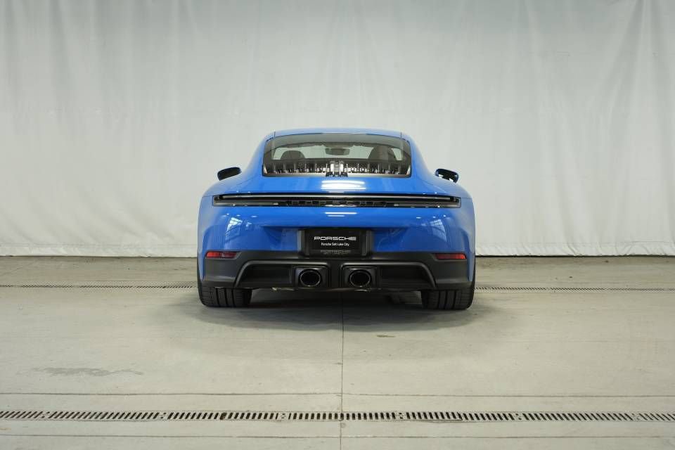 Used 2026 Porsche 911 Carrera GTS image 6