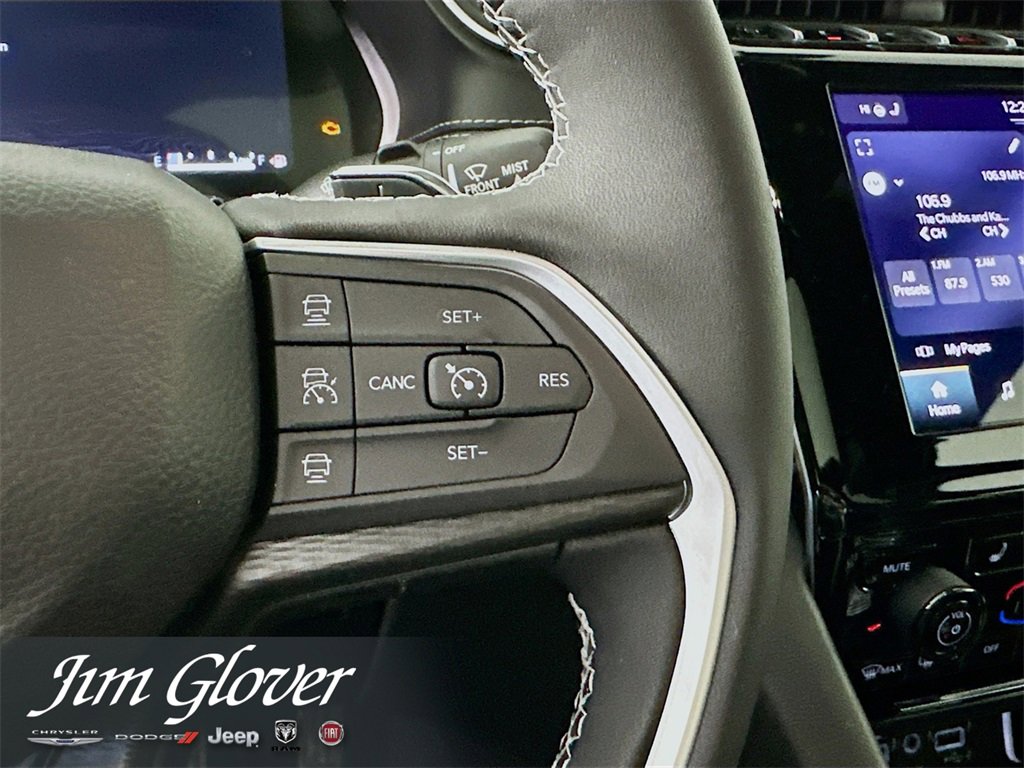 New 2025 Jeep Grand Cherokee L Altitude image 37