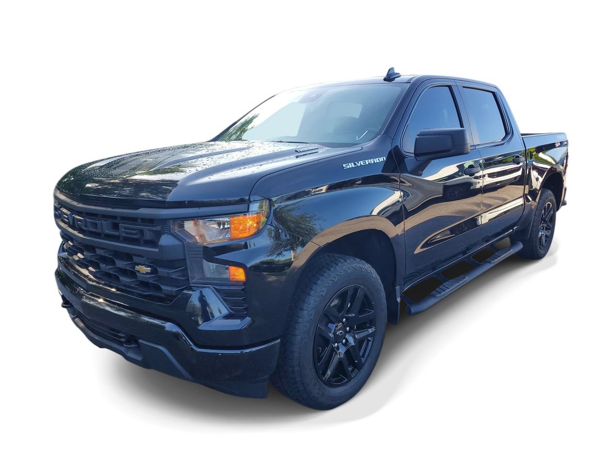 Used 2026 Chevrolet Silverado 1500 Custom AWD/4WD image 2