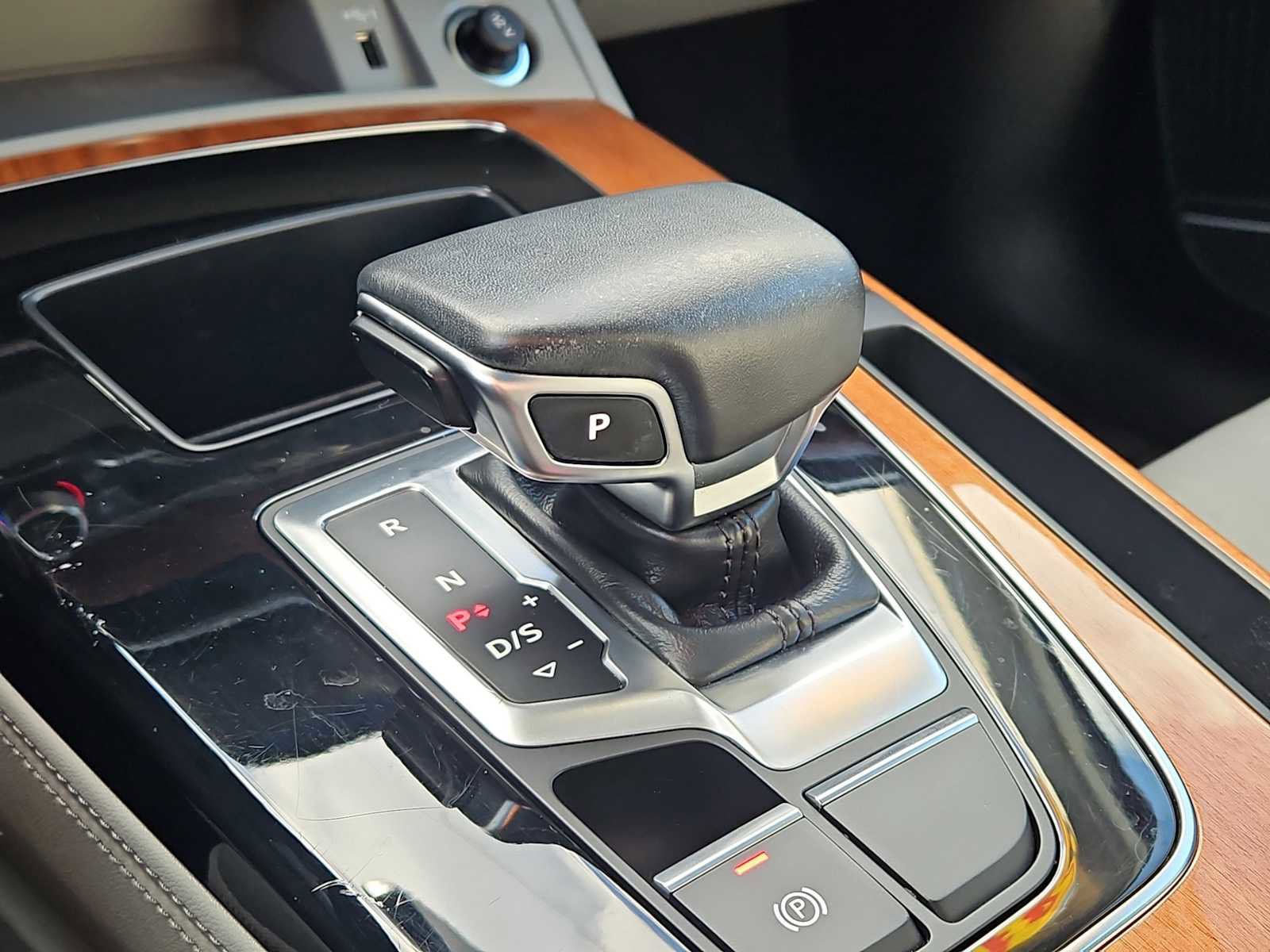 Used 2021 Audi Q5 Premium Plus image 32