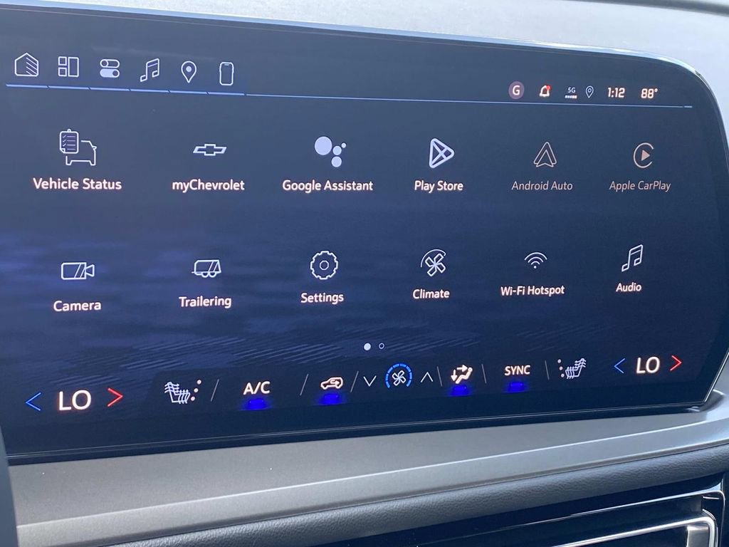 New 2026 Chevrolet Traverse LT w/ LPO, Floor Liner Package image 21