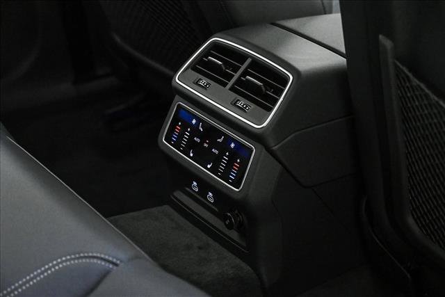 New 2025 Audi A6 Premium Plus image 17