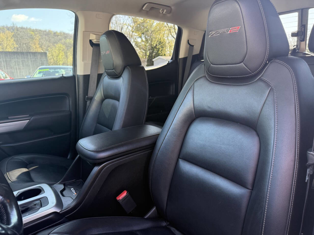 Used 2019 Chevrolet Colorado ZR2 w/ ZR2 Dusk Special Edition image 26