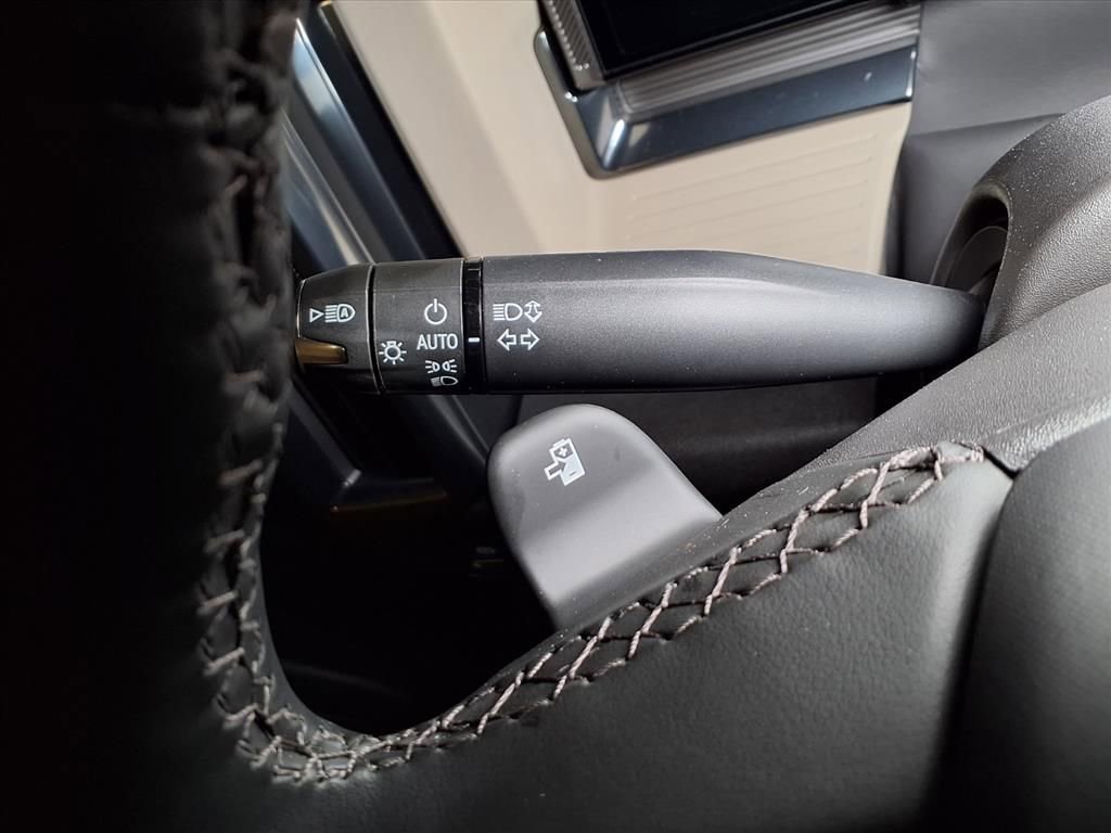 Used 2026 GMC Hummer EV SUV image 25