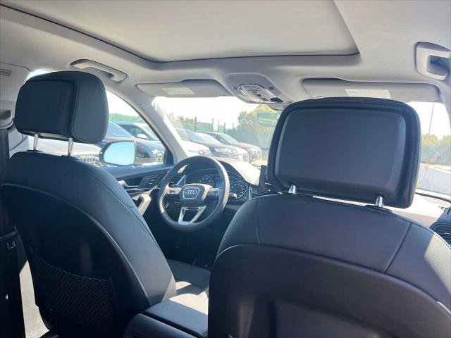 Used 2024 Audi Q5 2.0T Premium w/ Convenience Package image 15