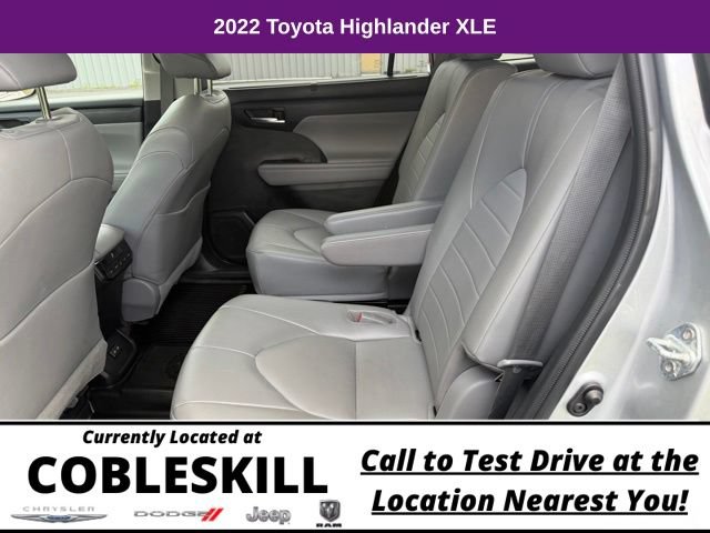Used 2022 Toyota Highlander XLE AWD/4WD image 13
