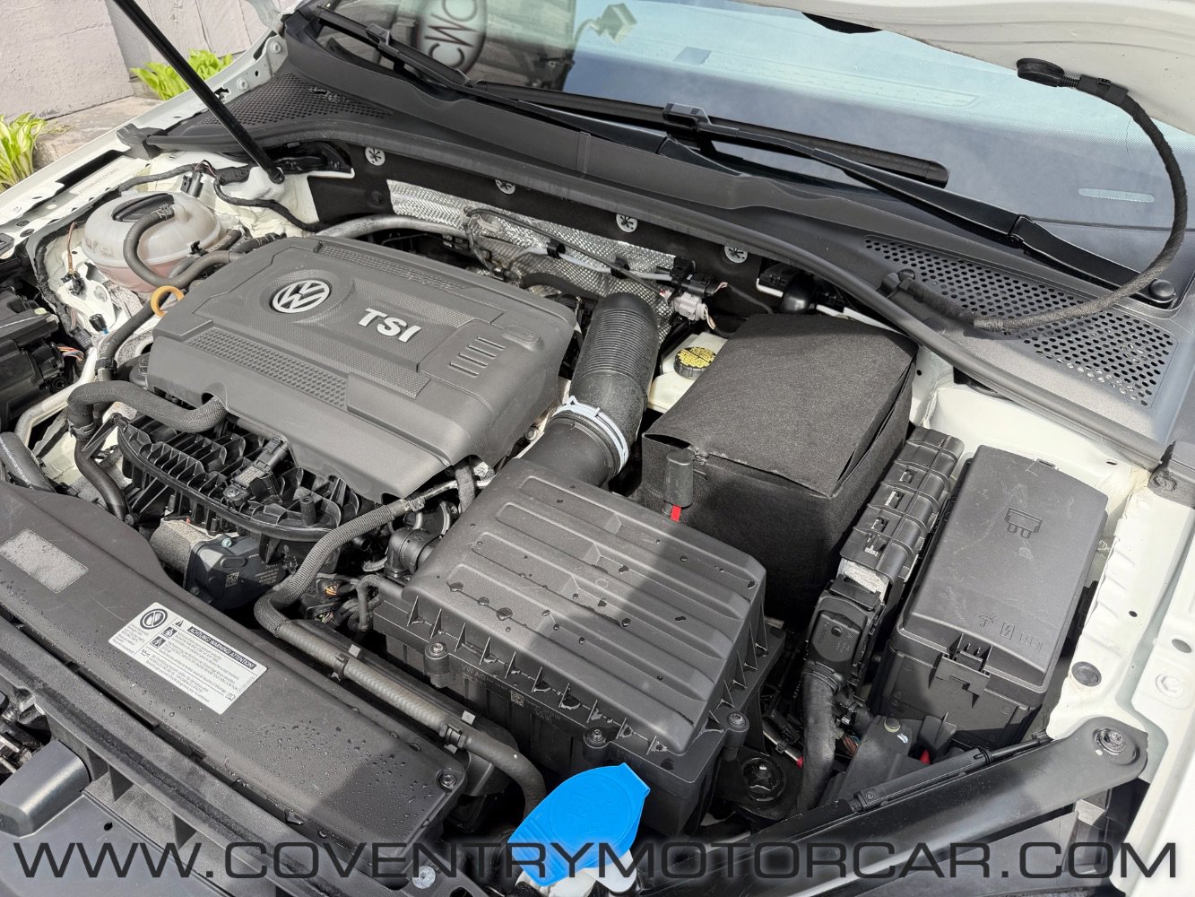 Used 2017 Volkswagen GTI SE FWD image 14