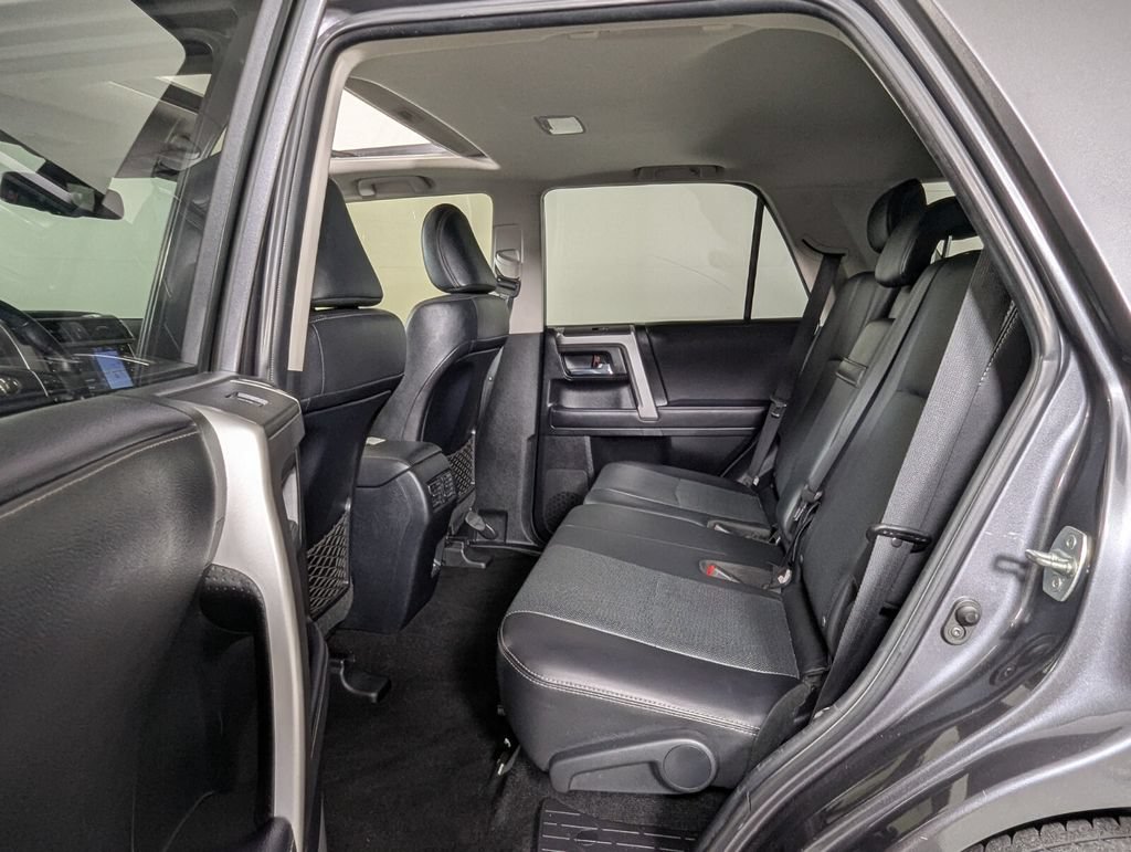 Used 2023 Toyota 4Runner Limited RWD image 23
