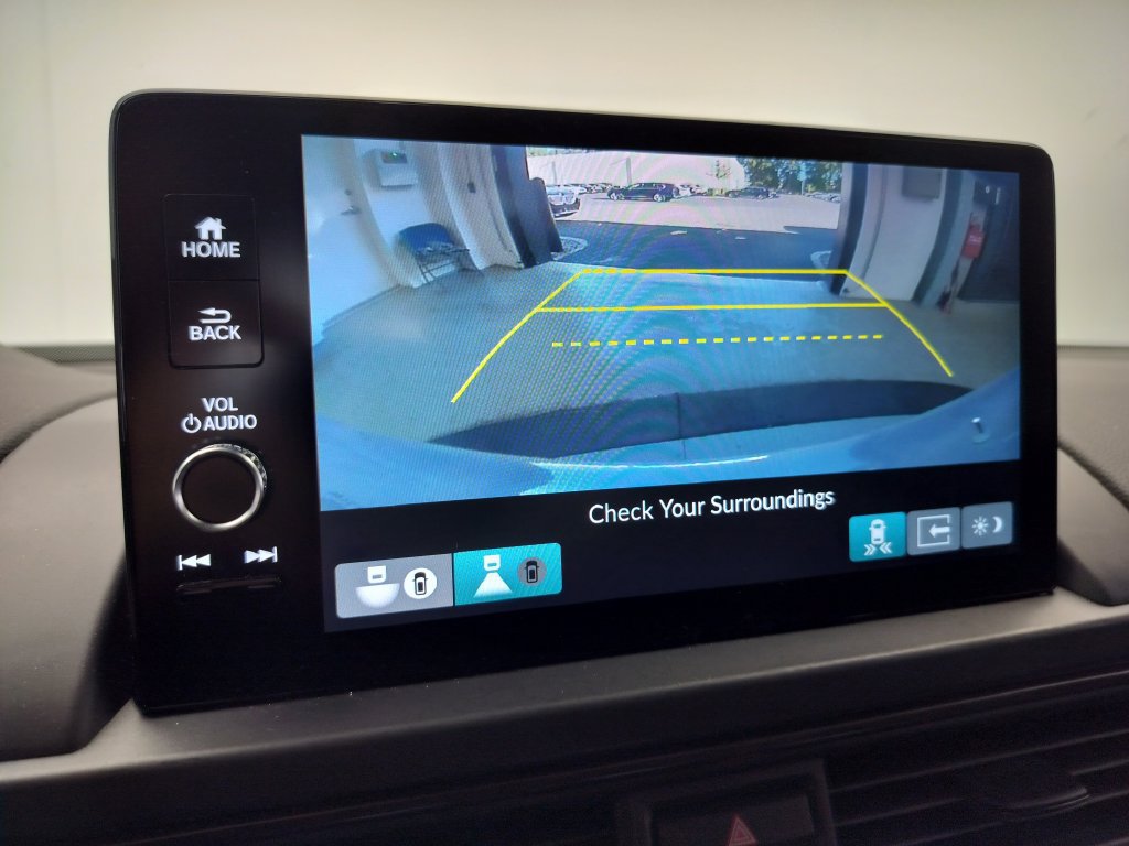 Used 2025 Honda Pilot TrailSport image 16