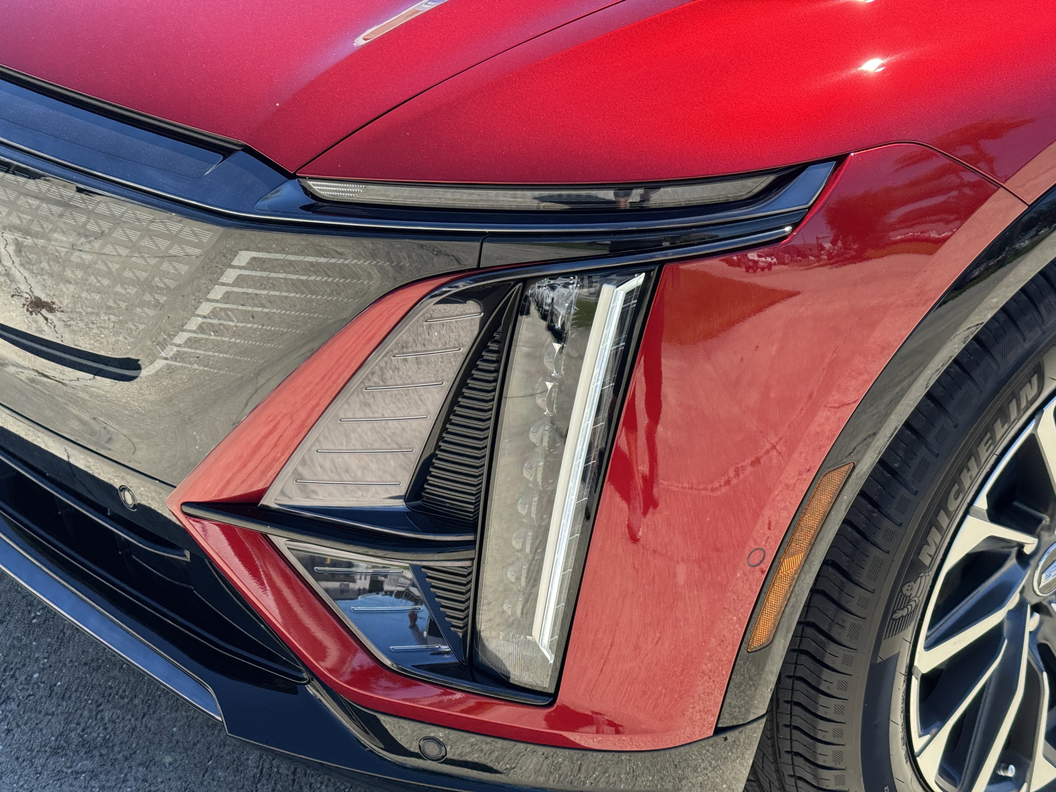 New 2026 Cadillac Lyriq Sport image 8