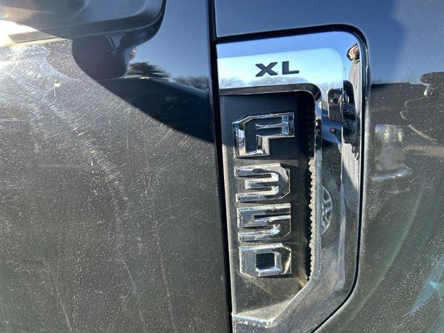 Used 2021 Ford F350 XL w/ Power Equipment Group image 37