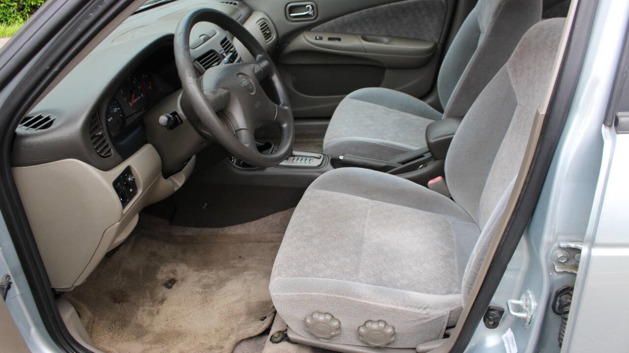 Used 2002 Nissan Sentra GXE image 25